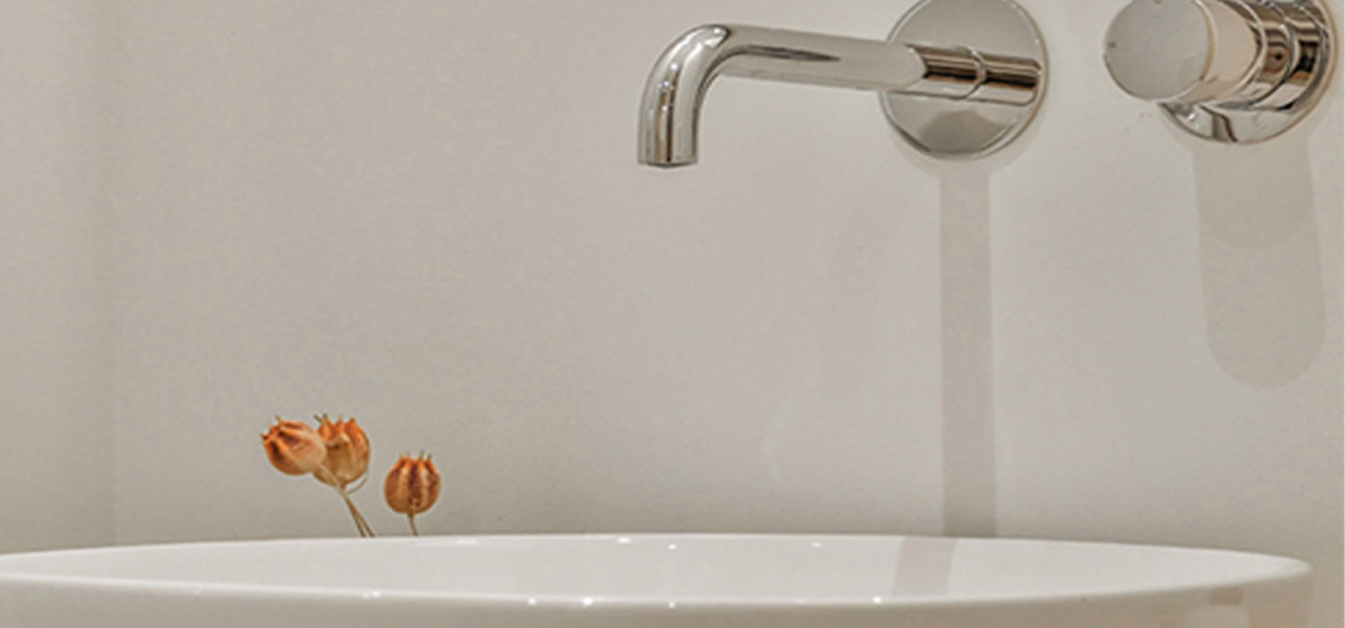 Wall-Mounted Bath Taps - Gold Bathroom UK