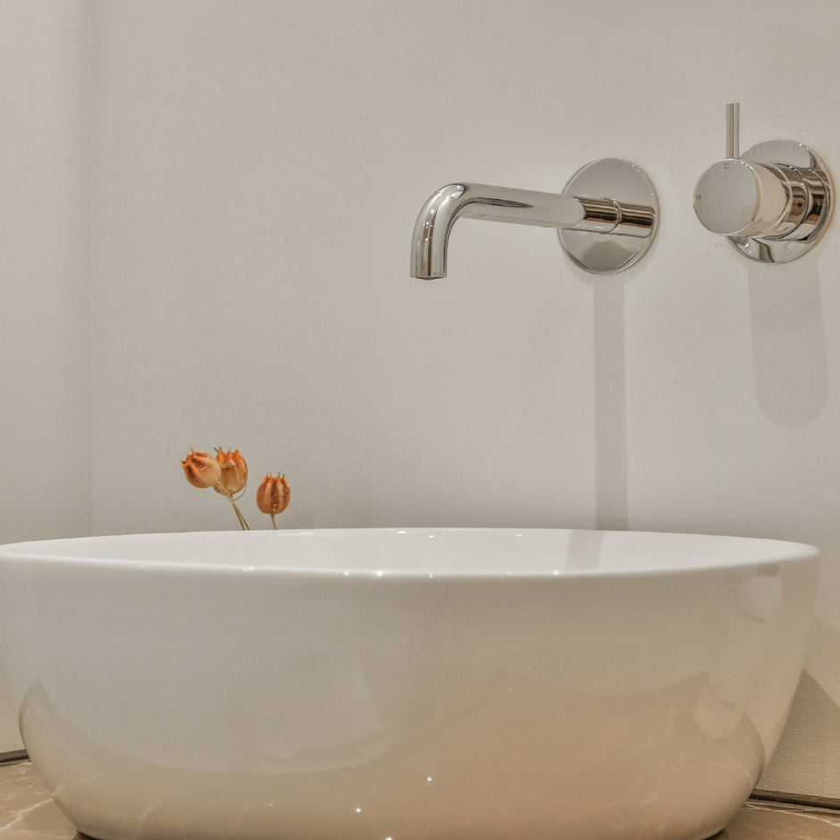 bathtub white bathtub
